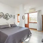 Spacious 4 Bdr With Parking